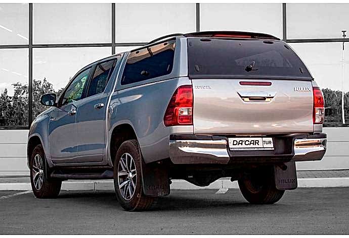 Toyota Hilux rental