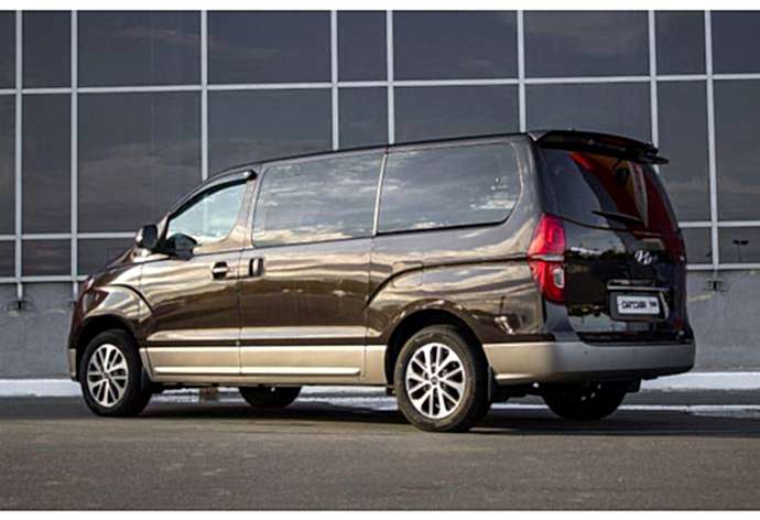 Hyundai Starex rental